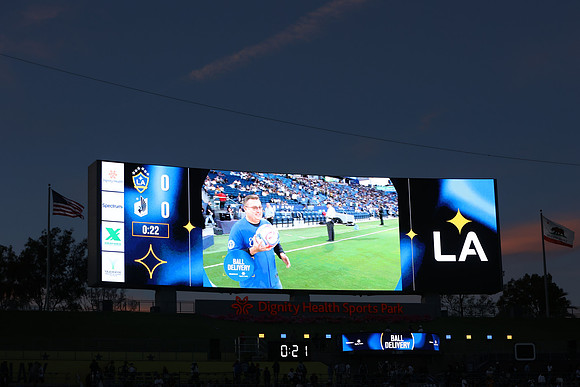 0404026_LAGalaxyvsMinnesota_GA_01092