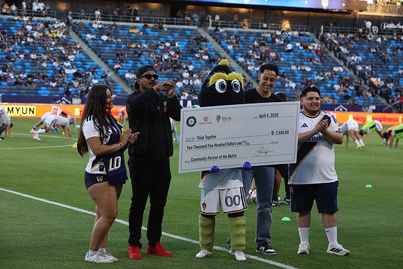 0404026_LAGalaxyvsMinnesota_GA_01150