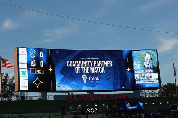 0404026_LAGalaxyvsMinnesota_GA_01158