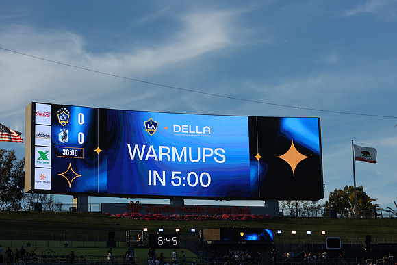 0404026_LAGalaxyvsMinnesota_GA_01159