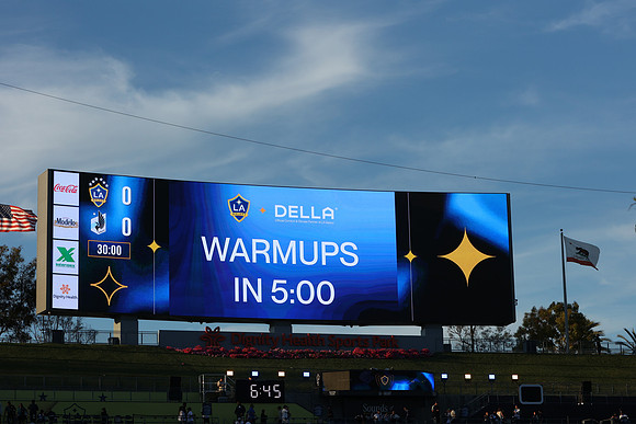0404026_LAGalaxyvsMinnesota_GA_01162