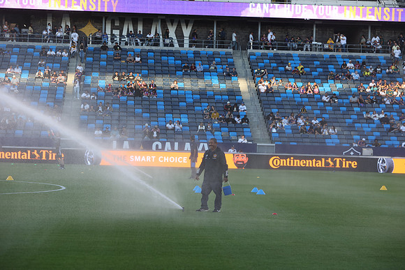 0404026_LAGalaxyvsMinnesota_GA_01221