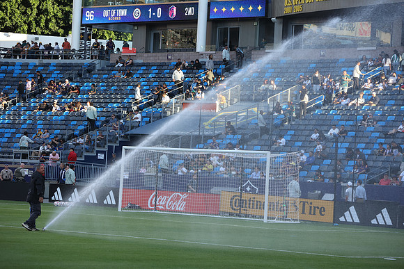 0404026_LAGalaxyvsMinnesota_GA_01186