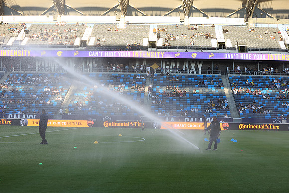 0404026_LAGalaxyvsMinnesota_GA_01227
