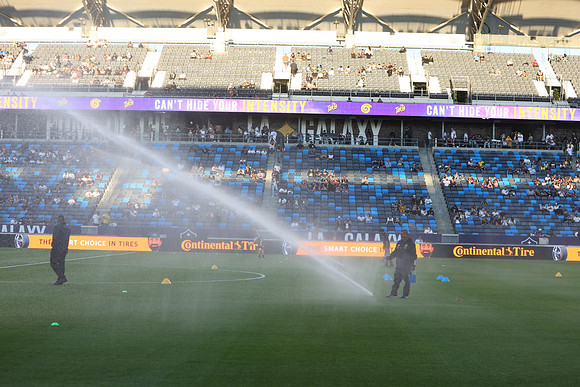 0404026_LAGalaxyvsMinnesota_GA_01226