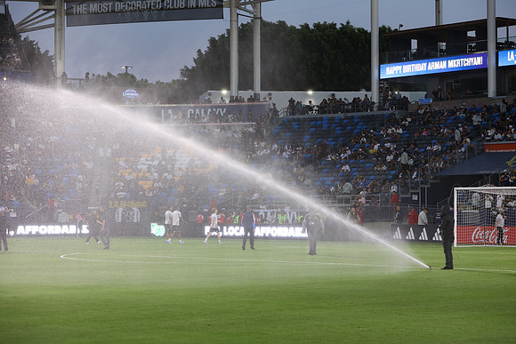 0404026_LAGalaxyvsMinnesota_GA_01242
