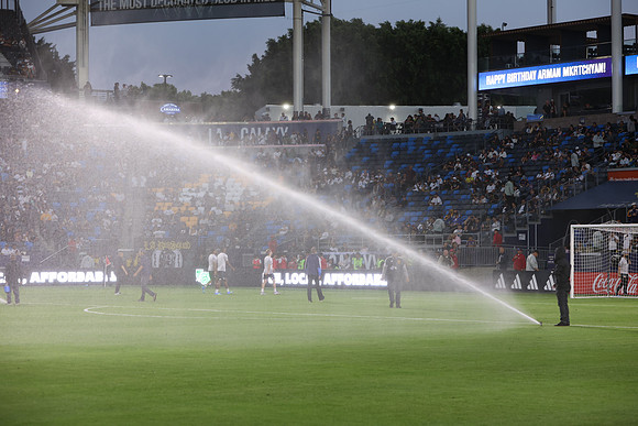 0404026_LAGalaxyvsMinnesota_GA_01241