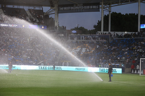0404026_LAGalaxyvsMinnesota_GA_01308