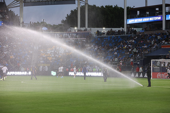 0404026_LAGalaxyvsMinnesota_GA_01244