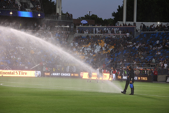 0404026_LAGalaxyvsMinnesota_GA_01247