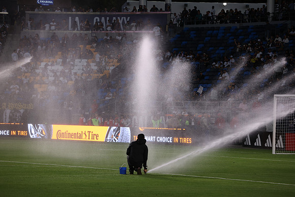 0404026_LAGalaxyvsMinnesota_GA_01277