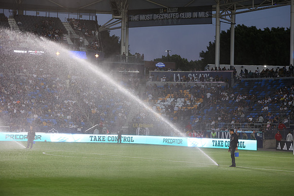 0404026_LAGalaxyvsMinnesota_GA_01312