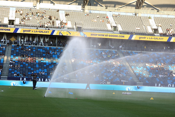 0404026_LAGalaxyvsMinnesota_GA_01207