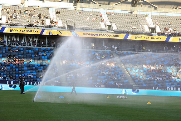 0404026_LAGalaxyvsMinnesota_GA_01211
