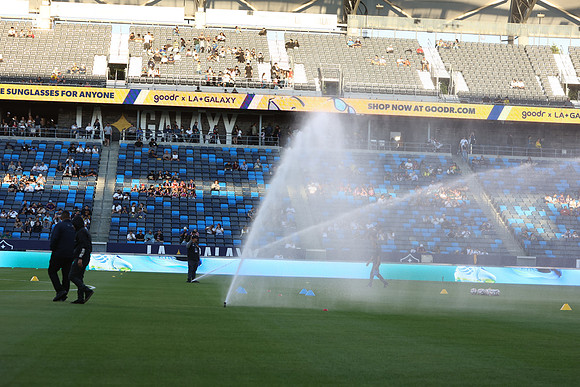 0404026_LAGalaxyvsMinnesota_GA_01204