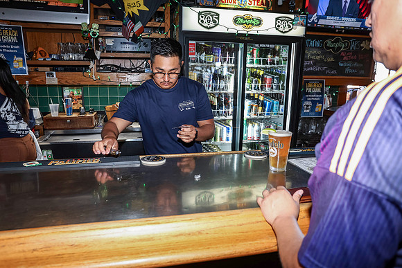 20260509_LB_Pub_Crawl_VP_0031