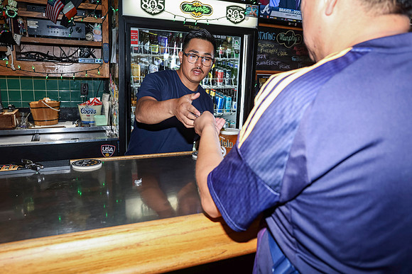 20260509_LB_Pub_Crawl_VP_0034