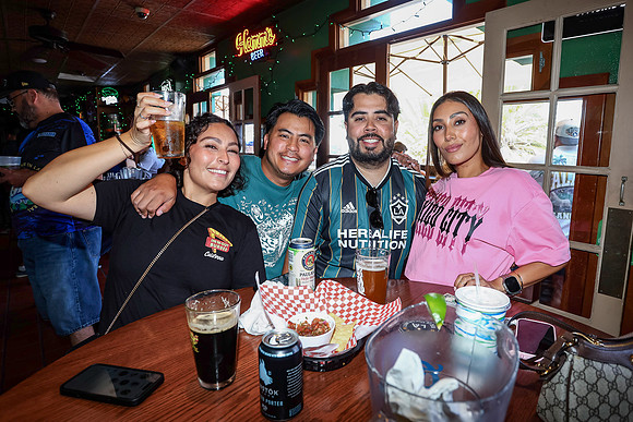 20260509_LB_Pub_Crawl_VP_0116