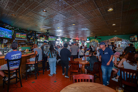 20260509_LB_Pub_Crawl_VP_0126