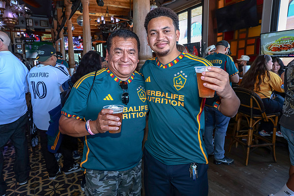 20260509_LB_Pub_Crawl_VP_0190