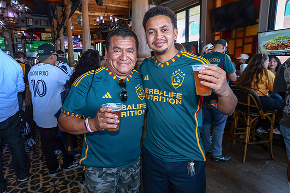 20260509_LB_Pub_Crawl_VP_0192