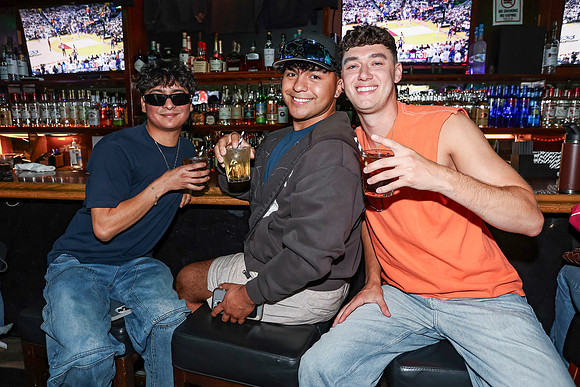20260509_LB_Pub_Crawl_VP_0214