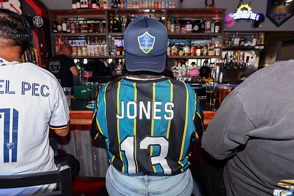 20260509_LB_Pub_Crawl_VP_0265