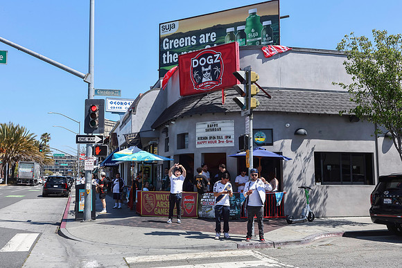 20260509_LB_Pub_Crawl_VP_0272