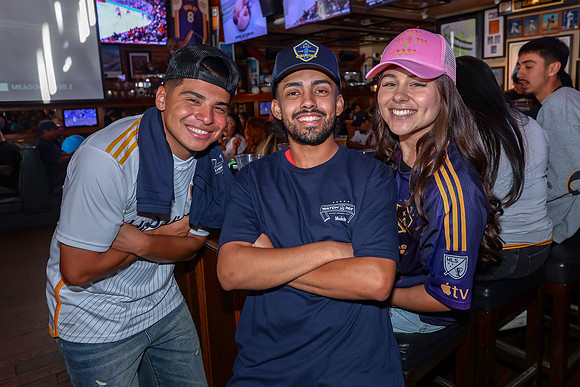 20260509_LB_Pub_Crawl_VP_0542