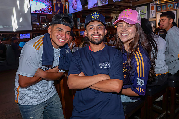 20260509_LB_Pub_Crawl_VP_0543