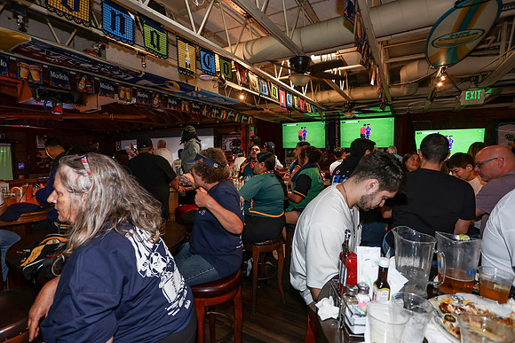 20260509_LB_Pub_Crawl_VP_0571