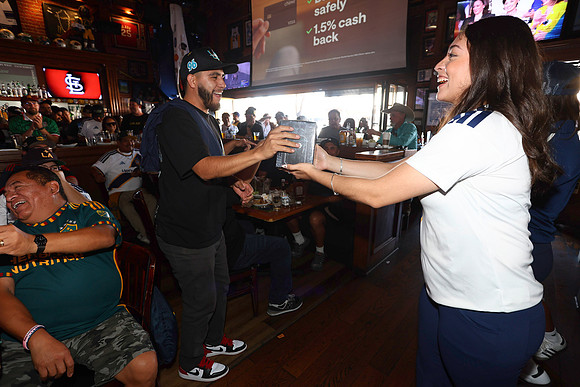 20260509_LB_Pub_Crawl_VP_0624