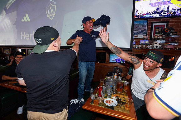 20260509_LB_Pub_Crawl_VP_0706