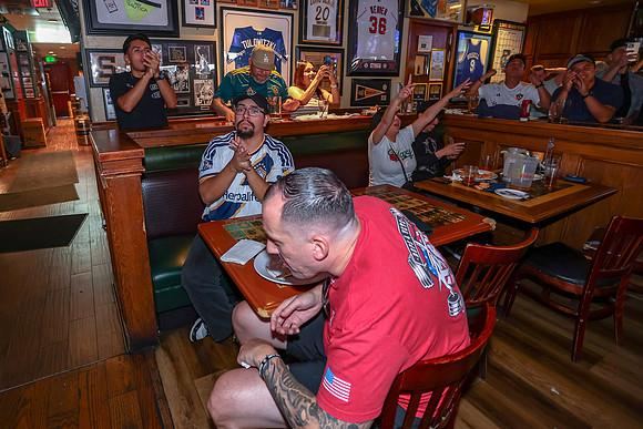 20260509_LB_Pub_Crawl_VP_0709