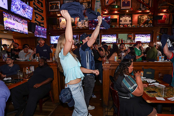 20260509_LB_Pub_Crawl_VP_0720