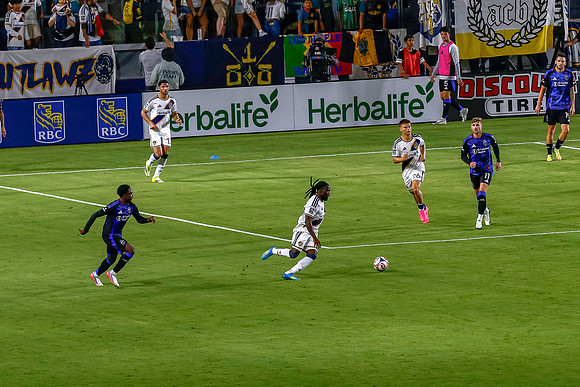 20260819_Galaxy_vs_Earthquakes_VP_0800