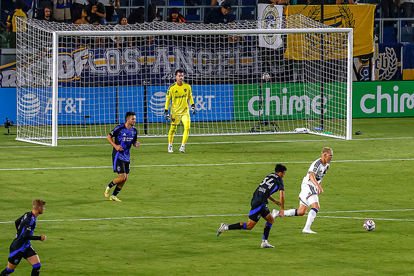 20260819_Galaxy_vs_Earthquakes_VP_0806