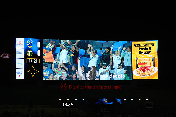 20261014_LAGalaxyvsPortland_GA_10560
