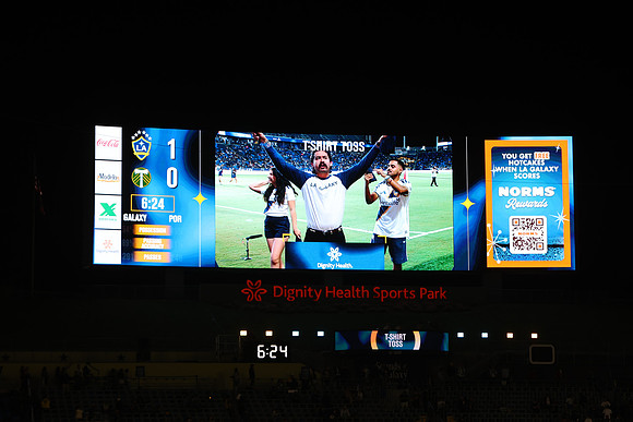 20261014_LAGalaxyvsPortland_GA_2696