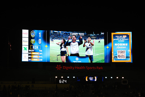 20261014_LAGalaxyvsPortland_GA_2693