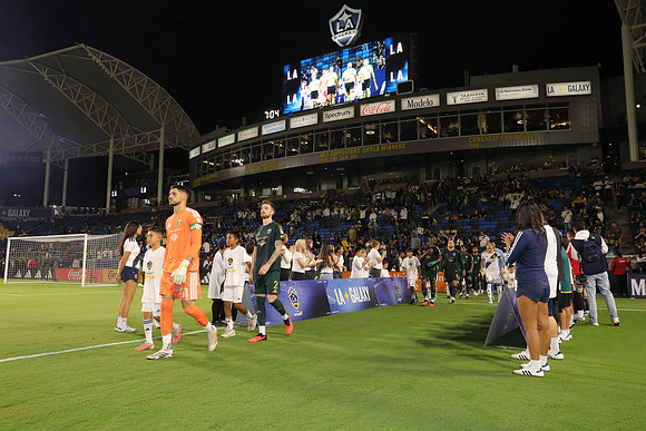 20261014_LAGalaxyvsPortland_GA_1070