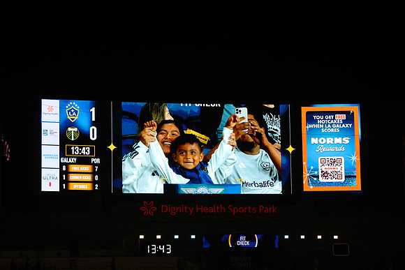20261014_LAGalaxyvsPortland_GA_2342