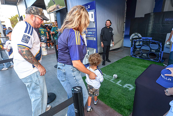 20260912_Galaxy_vs_Seattle_VP_0421