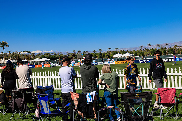 021124_LA_GALAXY_RM_0258