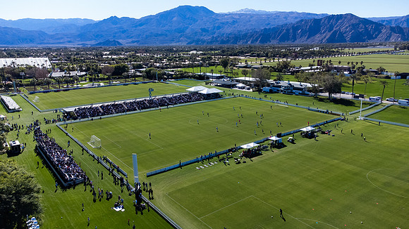021124_LA_GALAXY_MO_0023