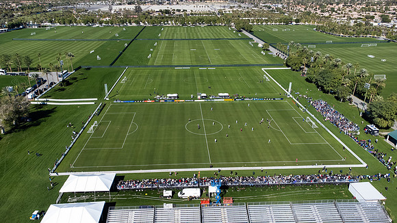 021124_LA_GALAXY_MO_0031