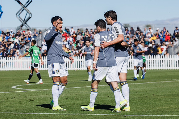 021124_LA_GALAXY_RM_0304
