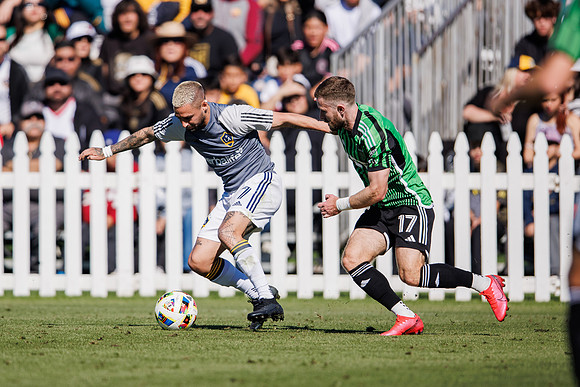 021124_LA_GALAXY_RM_0314