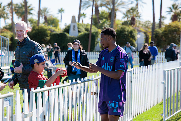 021024_LA_GALAXY_MO_0080