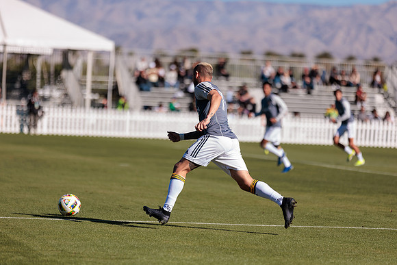 021124_LA_GALAXY_MO_0135